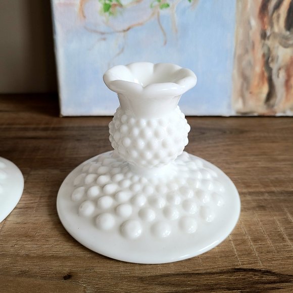 Set of 2 vintage Fenton hobnails milk glass candleholders/candlesticks. - Picture 2 of 7